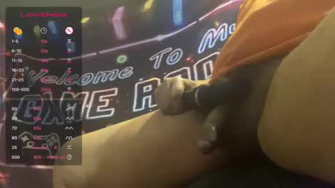 Snapshot of toysformycock chatting on 11.05.25 ToysForMyCock online show from 11.05.25