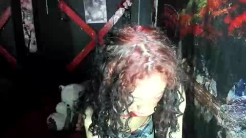tracy_ks online show from 10.01.25