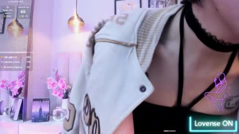 Tracy  online show from 02.15.26