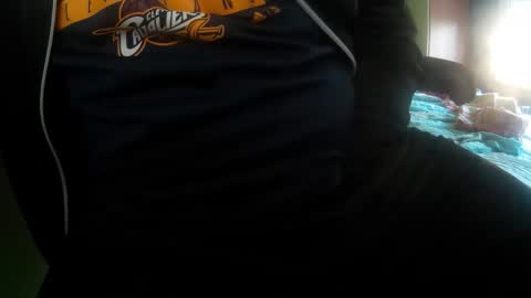 Snapshot of trafalgar9292 chatting on 11.06.25 trafalgar online show from 11.06.25