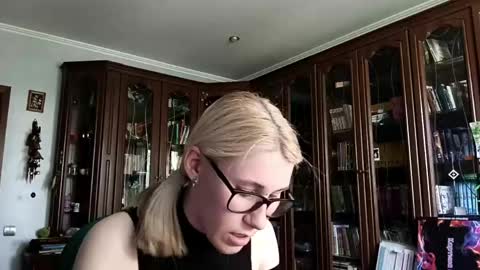 Lesly online show from 05.15.26