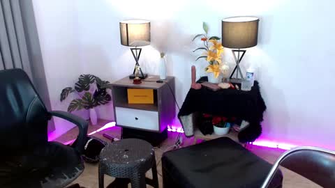 Selena the real cummer online show from 01.05.25