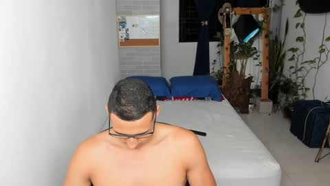 travis bakerr online show from 01.23.25