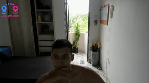 travis bakerr online show from 09.17.25