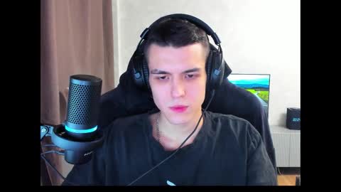 Snapshot of travisrivas chatting on 02.28.25 travisrivas online show from 02.28.25