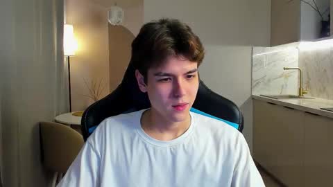 Snapshot of travisrivas chatting on 09.10.25 travisrivas online show from 09.10.25