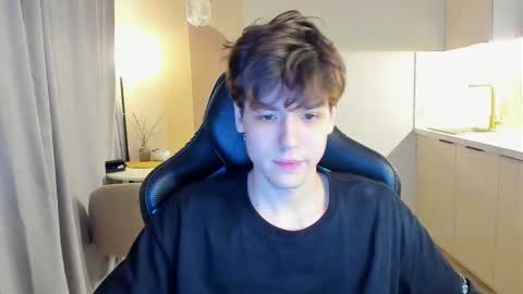 Snapshot of travisrivas chatting on 10.23.25 travisrivas online show from 10.23.25