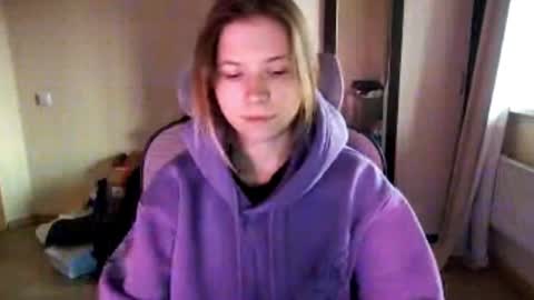 Lisa online show from 11.22.25