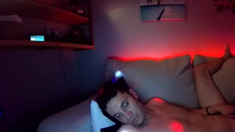 UCuM4usPLEASE online show from 03.06.26