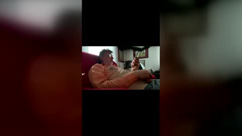 Snapshot of trebgeis1 chatting on 12.19.25 trebgeis1 online show from 12.19.25