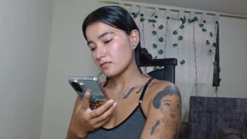 Snapshot of trebol_4 chatting on 02.27.26 trebol_4 online show from 02.27.26