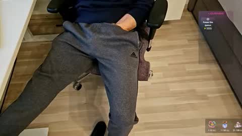 Snapshot of tree1989 chatting on 02.21.26 tree1989 online show from 02.21.26