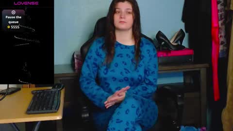 TreeJeanne online show from 11.25.25