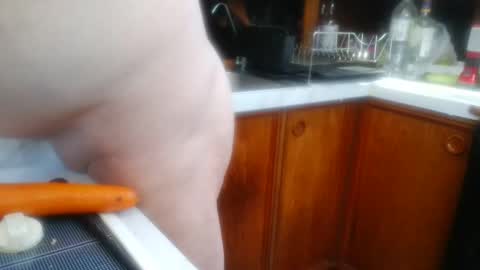 trevluv77 online show from 12.25.24