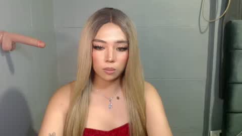 trexie_fucks15 online show from 10.02.25