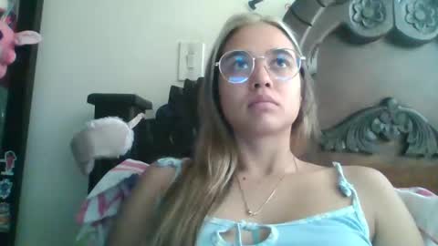 triana_bell online show from 12.29.24