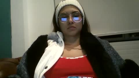 triana_bell online show from 12.01.25