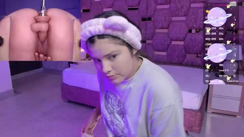 Snapshot of trianna__ chatting on 12.01.25 Trianna online show from 12.01.25