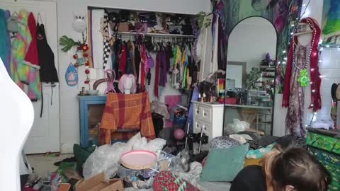 Cassie online show from 02.02.25