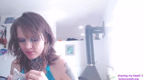 Cassie online show from 09.12.25