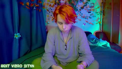 Snapshot of trickykitsune chatting on 11.27.25 trickykitsune online show from 11.27.25