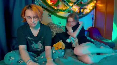 Snapshot of trickykitsune chatting on 01.05.26 trickykitsune online show from 01.05.26