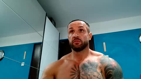 tridentmuscles online show from 10.10.25