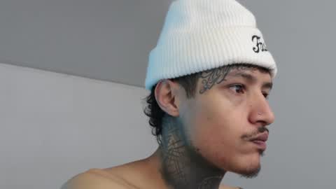 - trieone online show from 01.30.25