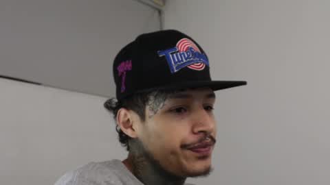 - trieone online show from 02.12.25