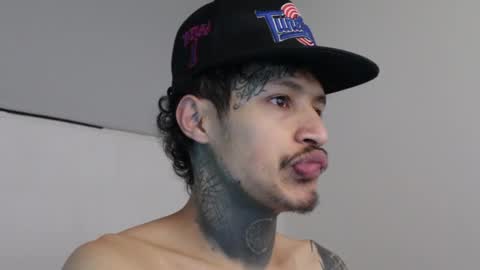 - trieone online show from 02.26.25