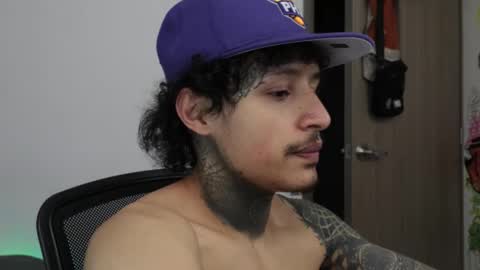 - trieone online show from 02.10.26