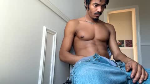 Snapshot of trillahung chatting on 02.24.25 WapBopper online show from 02.24.25