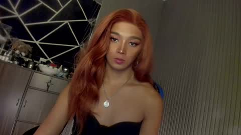 Ms Ella online show from 01.01.25