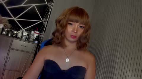 Ms Ella online show from 02.21.25