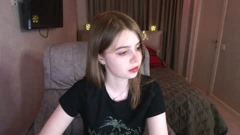 Snapshot of tripleprinces chatting on 01.03.25 tripleprinces online show from 01.03.25