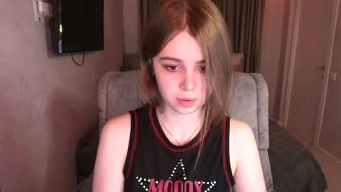 Snapshot of tripleprinces chatting on 02.11.25 tripleprinces online show from 02.11.25