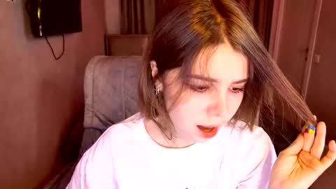 Snapshot of tripleprinces chatting on 11.25.25 tripleprinces online show from 11.25.25