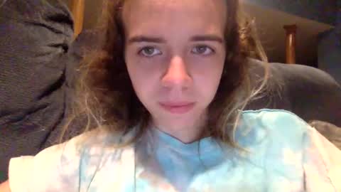 trippybb222 online show from 10.15.25