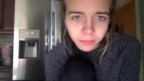 trippybb222 online show from 10.30.25