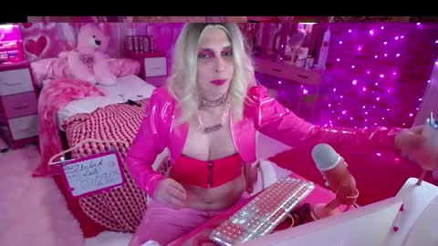 trista_doll online show from 02.15.25