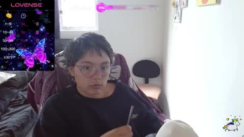 Snapshot of trixie_tangg chatting on 11.16.25 Kitty online show from 11.16.25