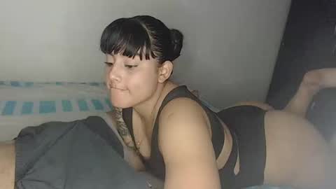 trixie_walker online show from 02.19.25