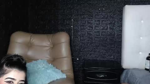 Snapshot of trixxiee_ chatting on 02.18.25 trixxiee_ online show from 02.18.25