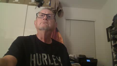 Snapshot of troffer1020 chatting on 02.26.25 Troffer online show from 02.26.25