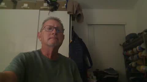 Snapshot of troffer1020 chatting on 10.28.25 Troffer online show from 10.28.25