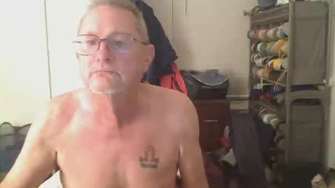 Snapshot of troffer1020 chatting on 02.03.26 Troffer online show from 02.03.26