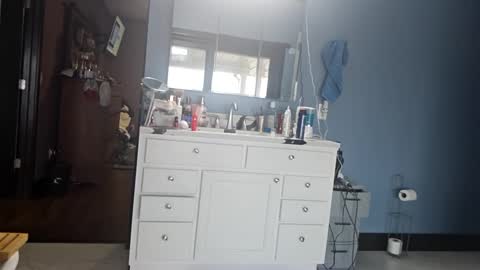 Snapshot of trojanswingers chatting on 02.13.25 trojanswingers online show from 02.13.25