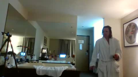 trojanswingers online show from 02.24.26