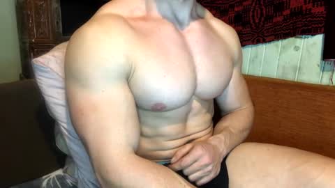 Troncq online show from 03.03.25