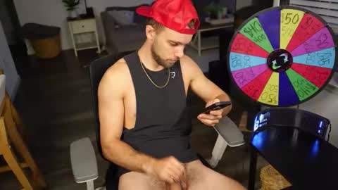 Snapshot of troy_greenxo chatting on 11.16.25 Troy Green online show from 11.16.25